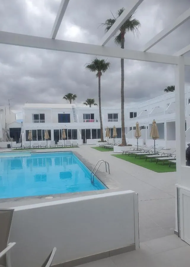 Atlantic View 1B 2 Bedrooms Ground Floor, Complex Featured On A Place In The Sun Puerto del Carmen  Apartment